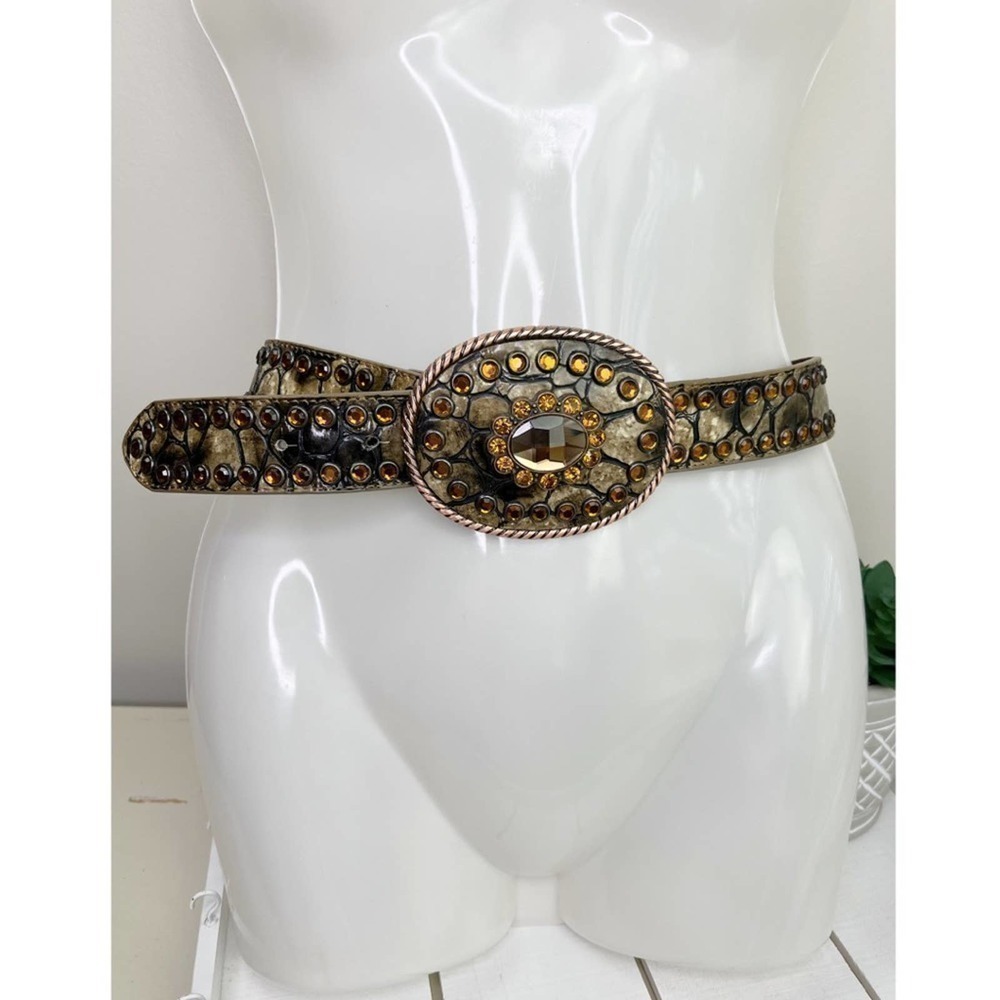 Beautiful western embellished belt